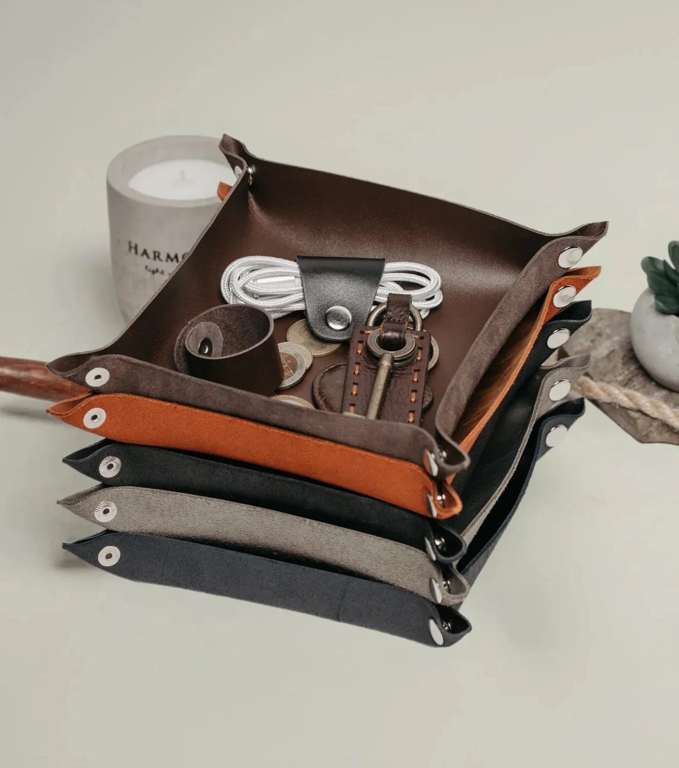 Leather Tray - Wenderfarer