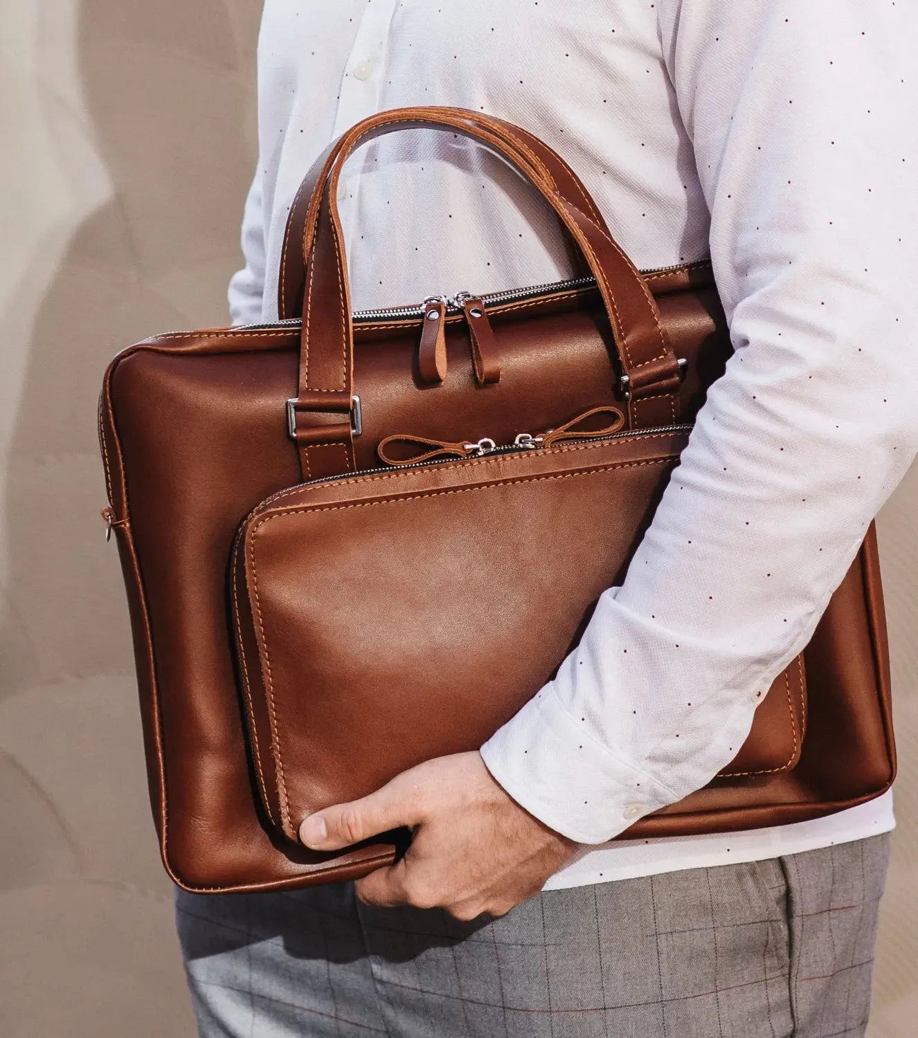 Briefcases & Laptop Bags - Wenderfarer