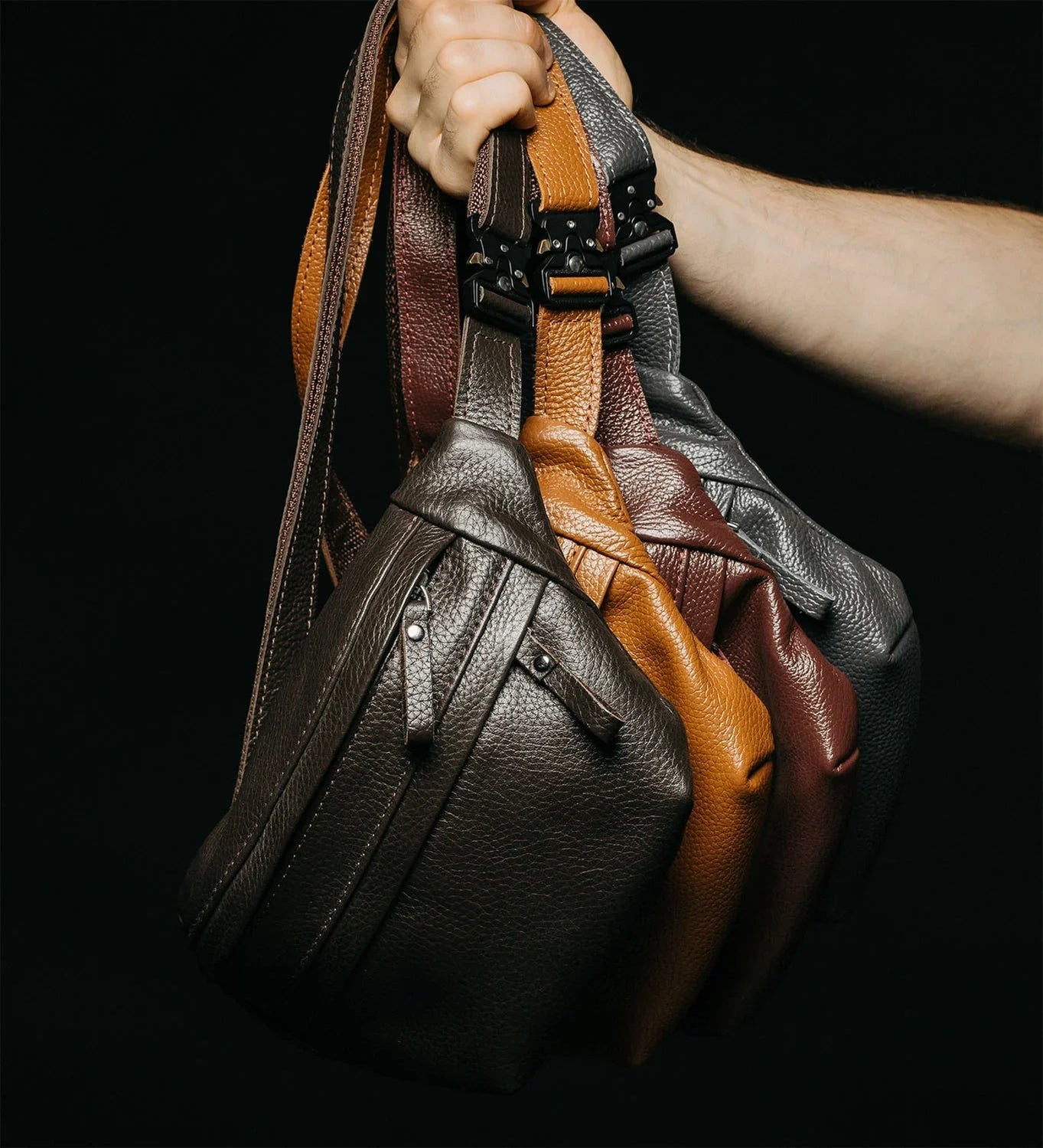 Leather Waist Bag with Zipper | Grainy Black - Skin and Skin