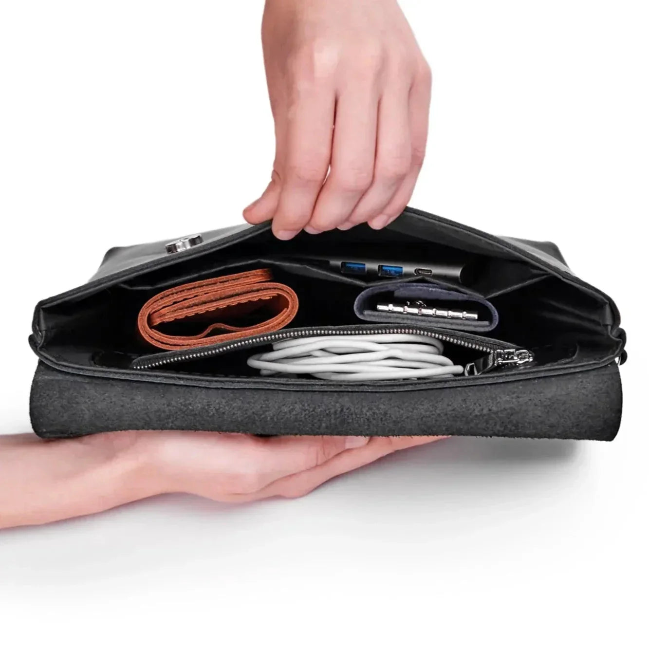 Men's Leather Crossbody Bag L | Smooth Black - Skin and Skin