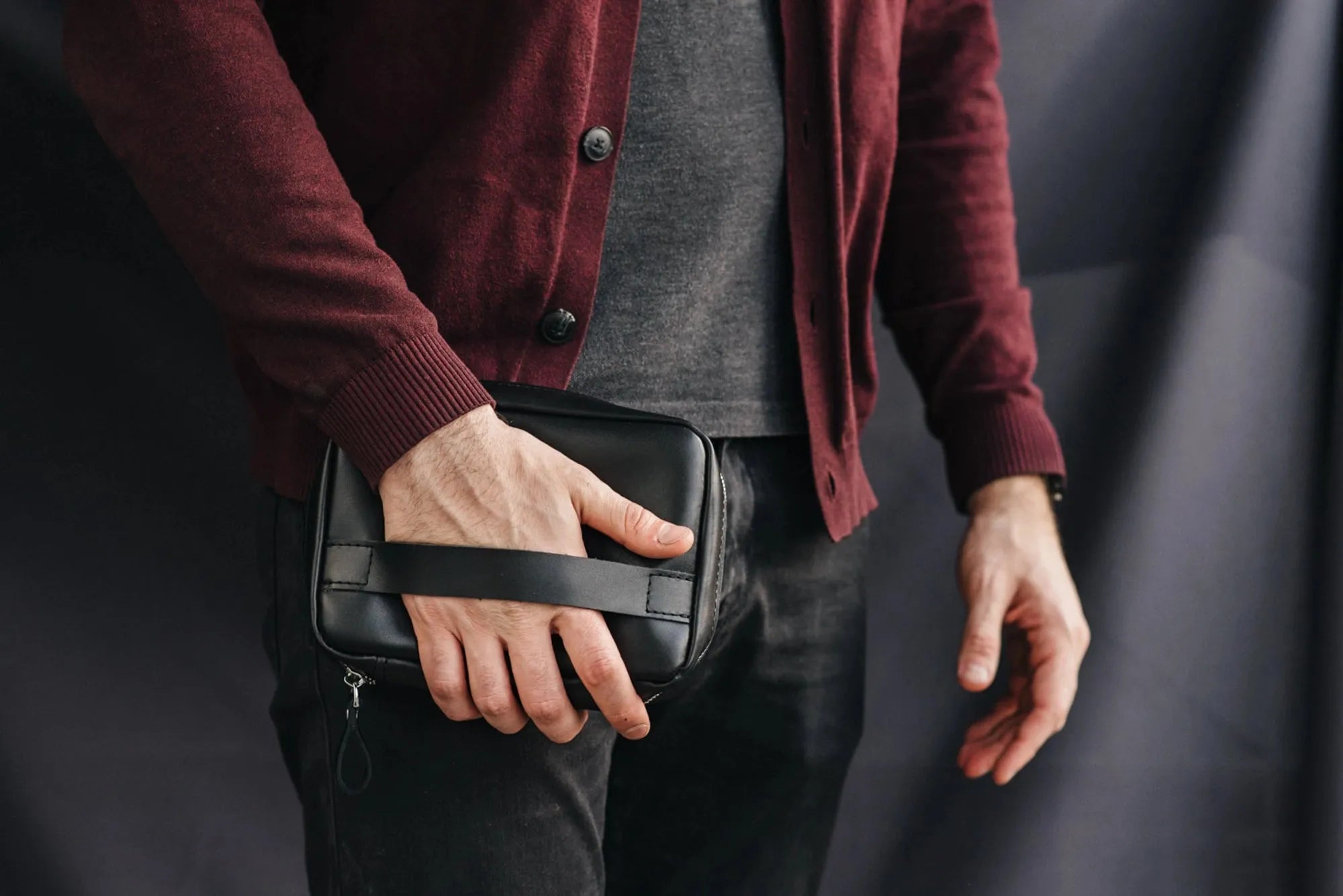 Zippered Leather Organizer for Cables and Tech | Black - Skin and Skin