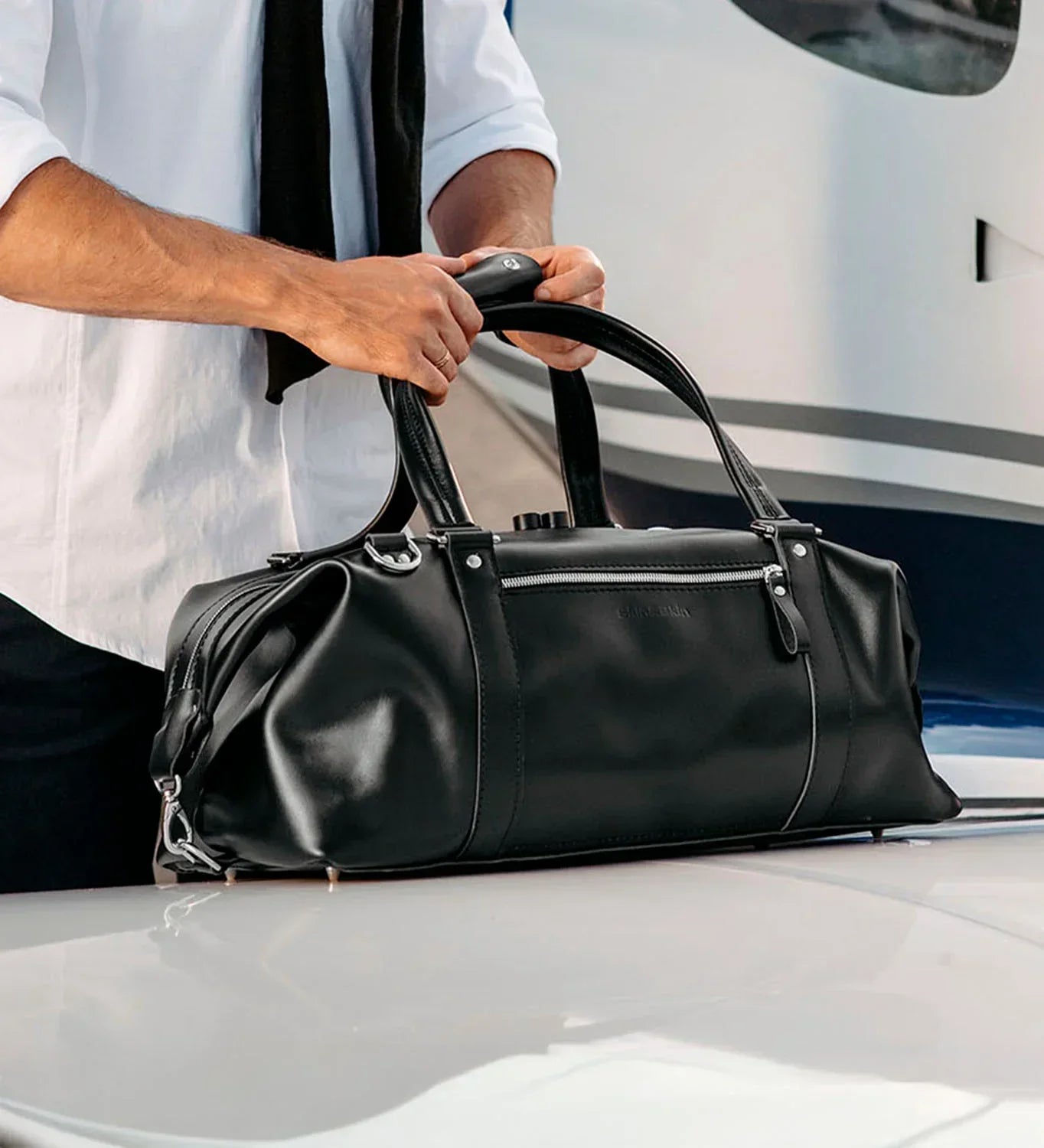 Дорожня сумка Stout з класичної шкіри M/L