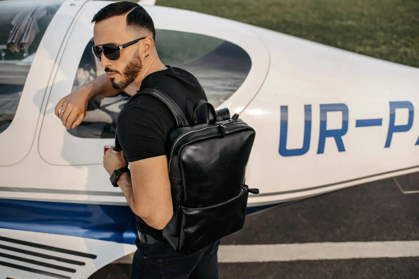 Leather Backpack for Laptop - Nomad | Black - Skin and Skin