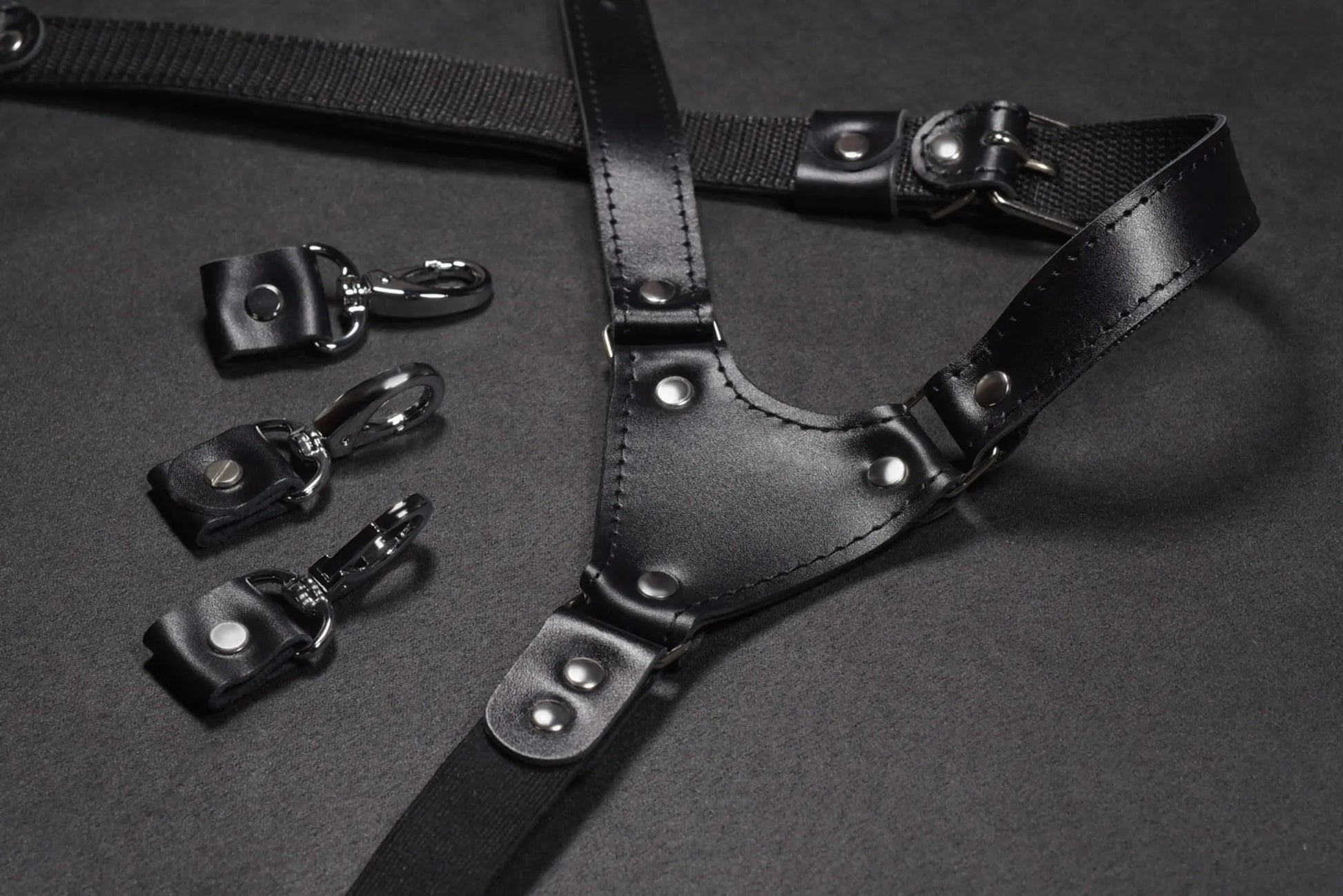 Premium Leather Braces with Buckles | Black - Skin and Skin