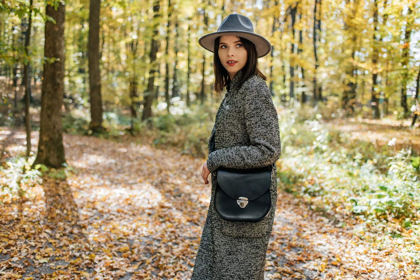 Women's Leather Crossbody Bag - Blossom | Smooth Black - Skin and Skin