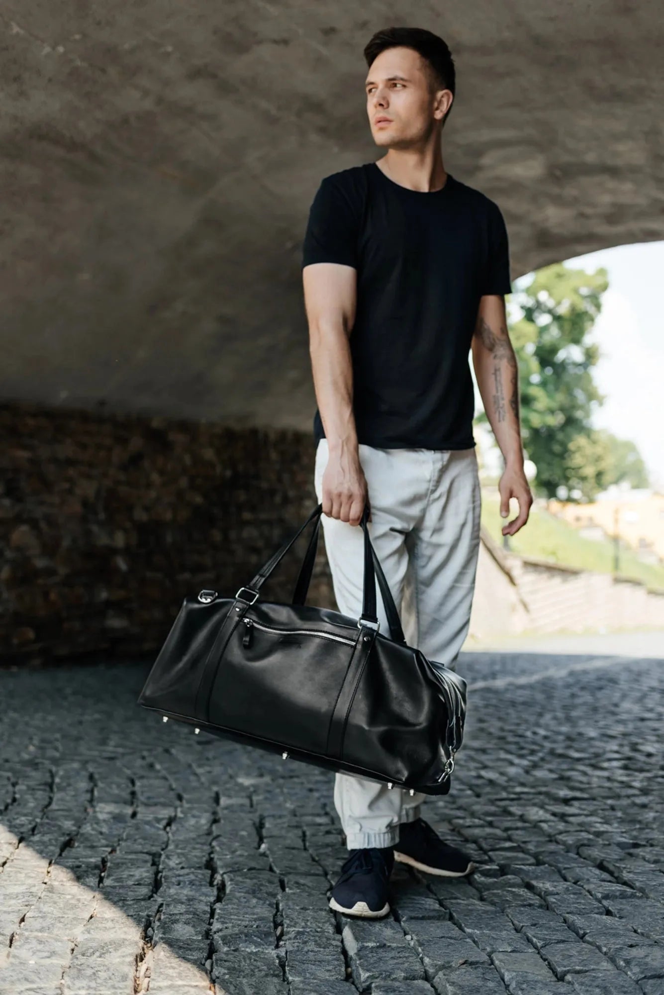Travel Bag / Duffel Bag - Smooth leather Leather Duffel Bag - Stout | Black - Skin and Skin