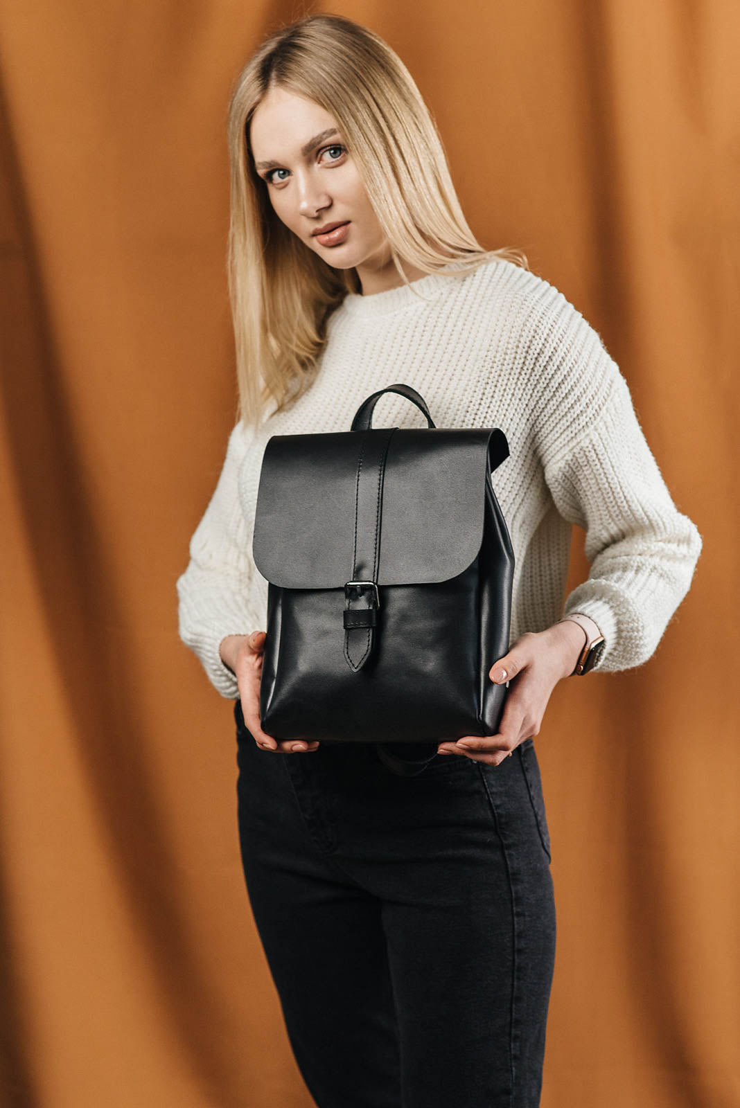 Жіночий шкіряний рюкзак Eternal - для роботи, навчання та на щодень