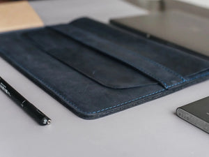 Distressed Leather Sleeve for Macbook - All sizes | Navy Blue - Skin and Skin