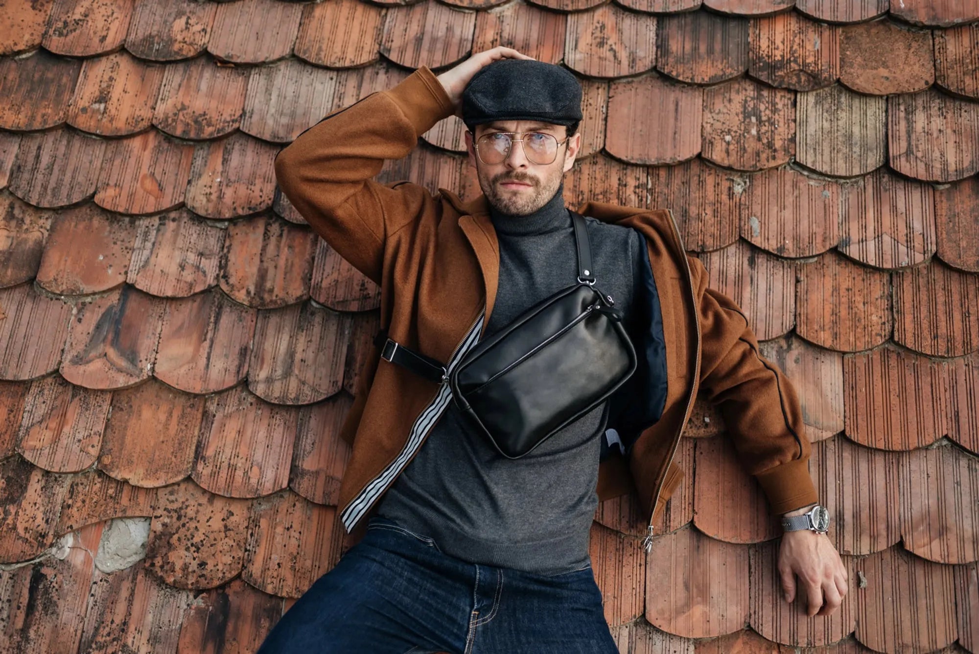 Leather Crossbody Bag with Zipper | Smooth Black - Skin and Skin