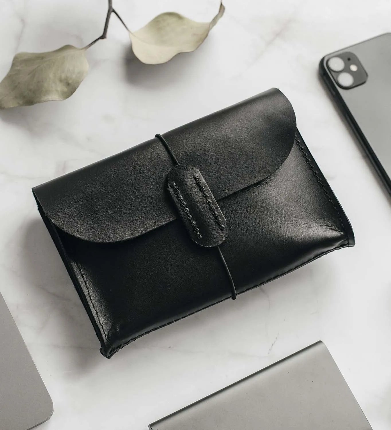 Шкіряний органайзер Saver | Для кабелів та аксесуарів