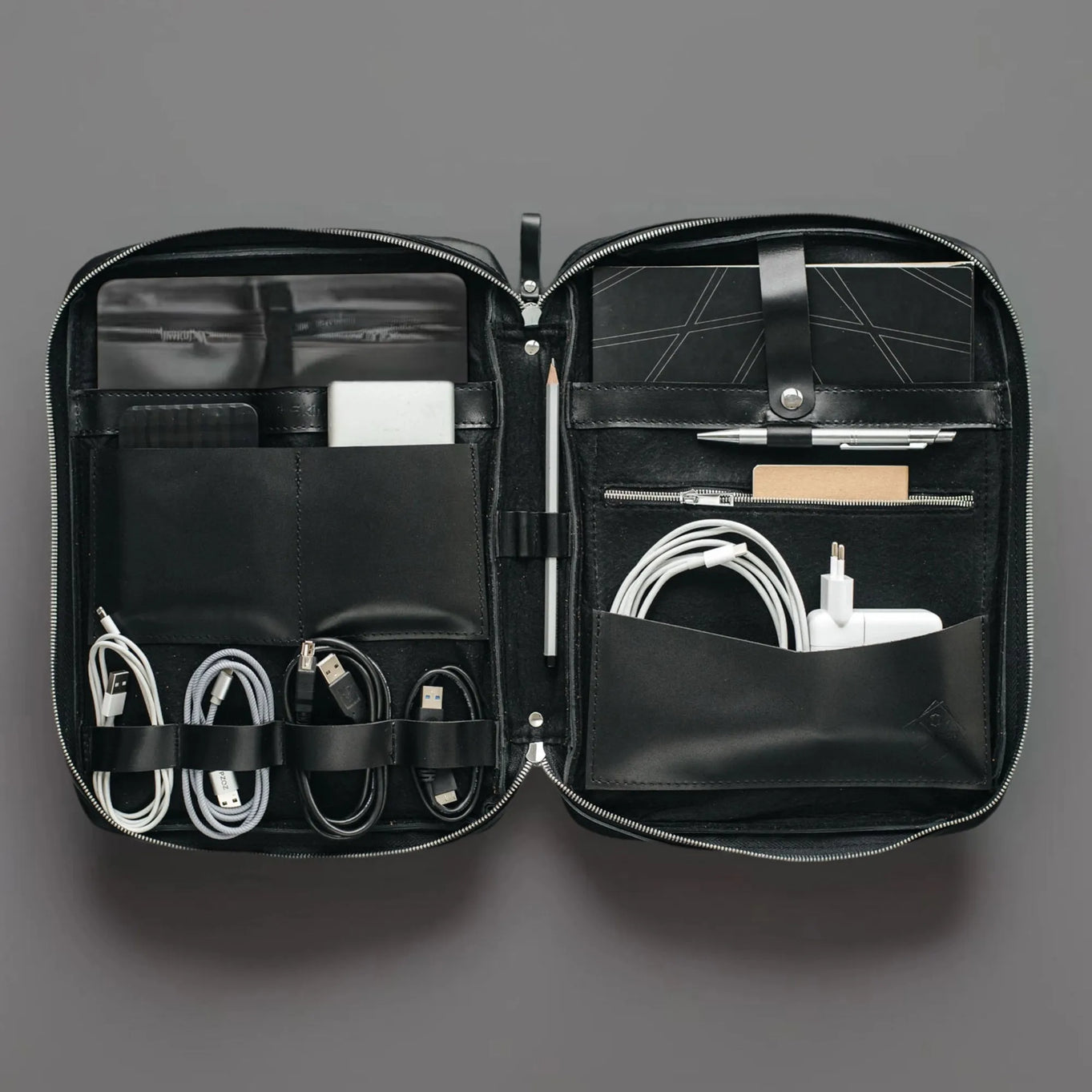 Leather A4 Tech Folio Organizer | Black - Skin and Skin