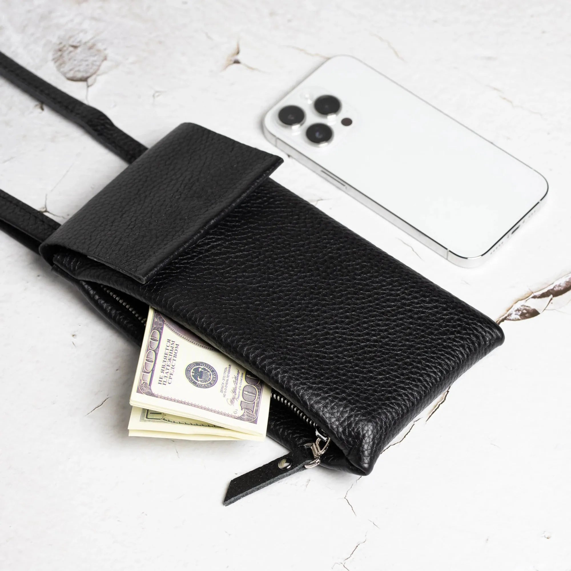 Full grain Leather Phone Bag | Graini Black - Skin and Skin