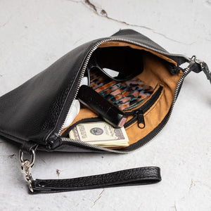 Zippered Full grain Leather Clutch | Graini Black - Skin and Skin