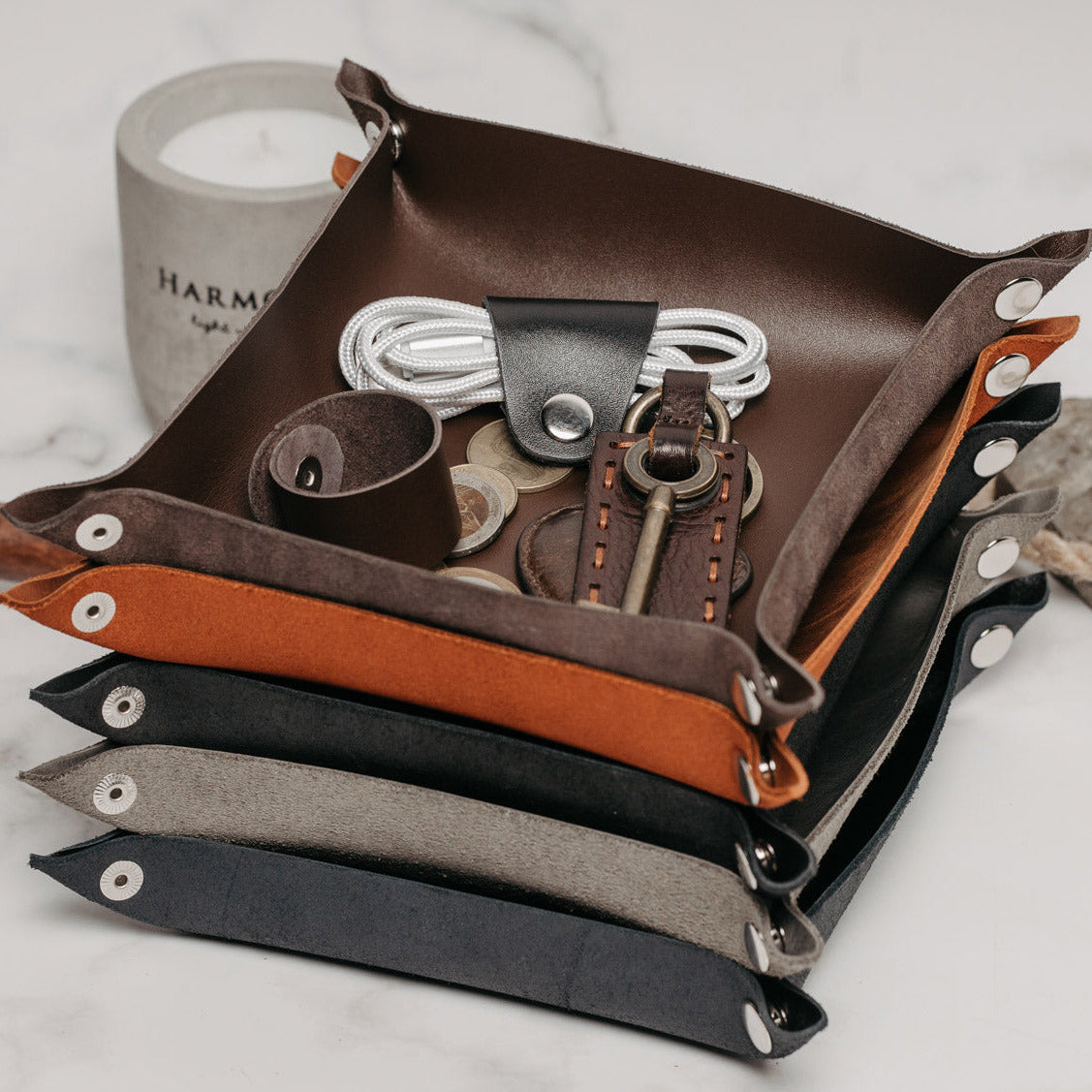 Шкіряний лоток-підставка для дому та офісу