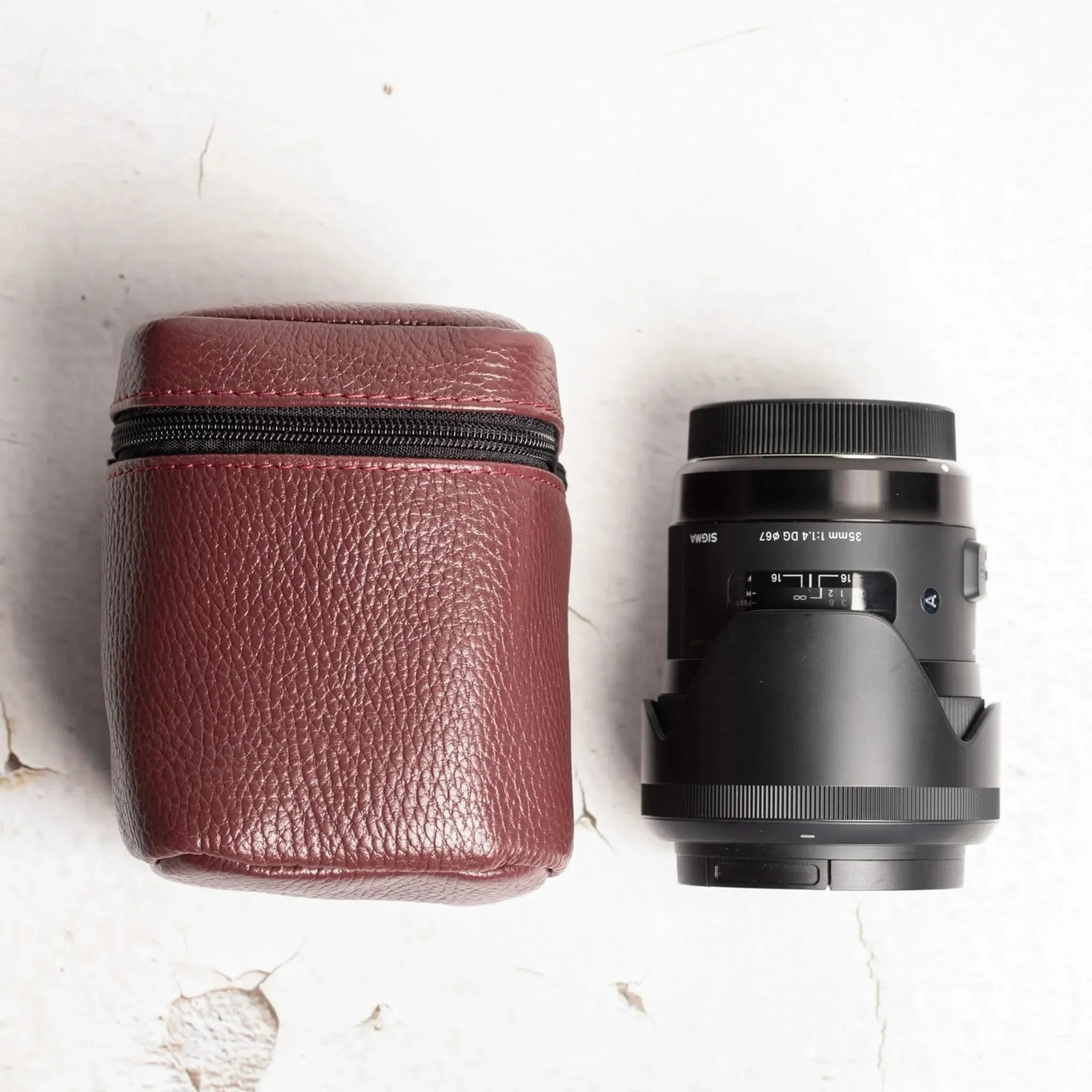 Full-Grain Leather Camera Lens Case | Burgundy - Skin and Skin