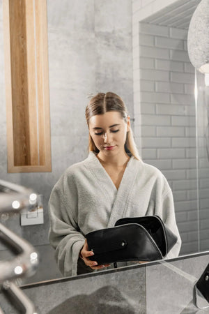 Fullgrain Leather Cosmetic Bag - BeautyBox | Matte Black - Skin and Skin