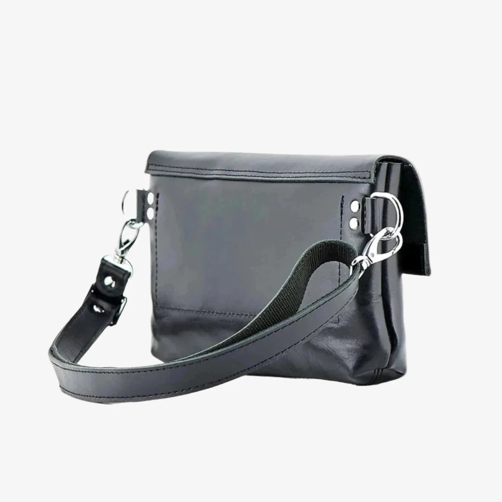 Men's Leather Crossbody Bag L | Smooth Black - Skin and Skin