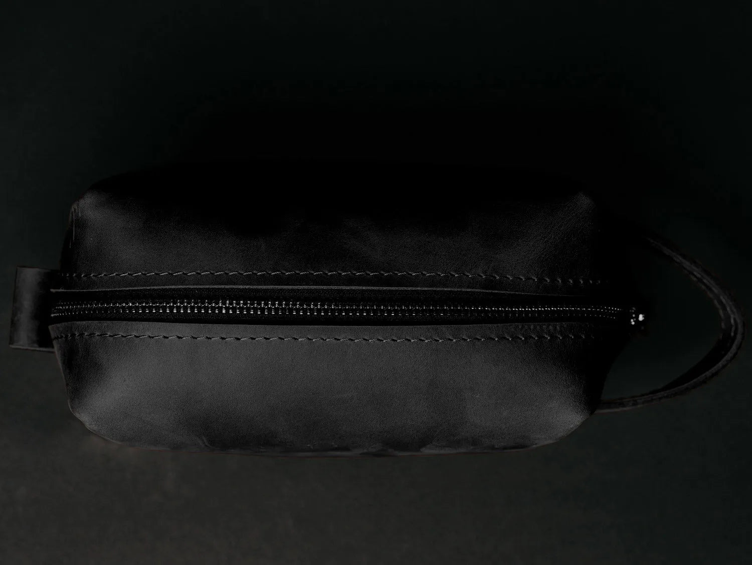 Leather Dopp kit | Matte Black - Skin and Skin