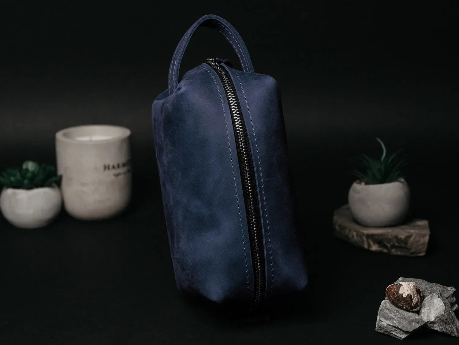 Leather Dopp kit | Matte Navy Blue - Skin and Skin